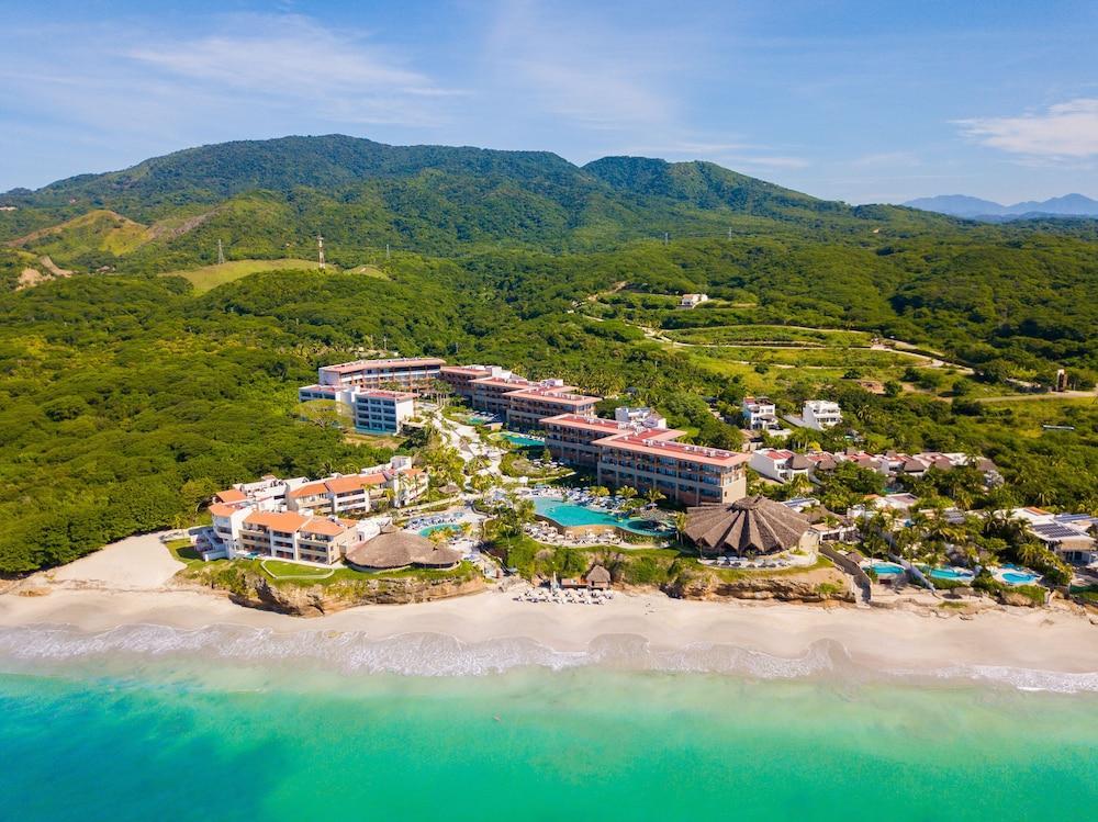 Resort Rancho Banderas