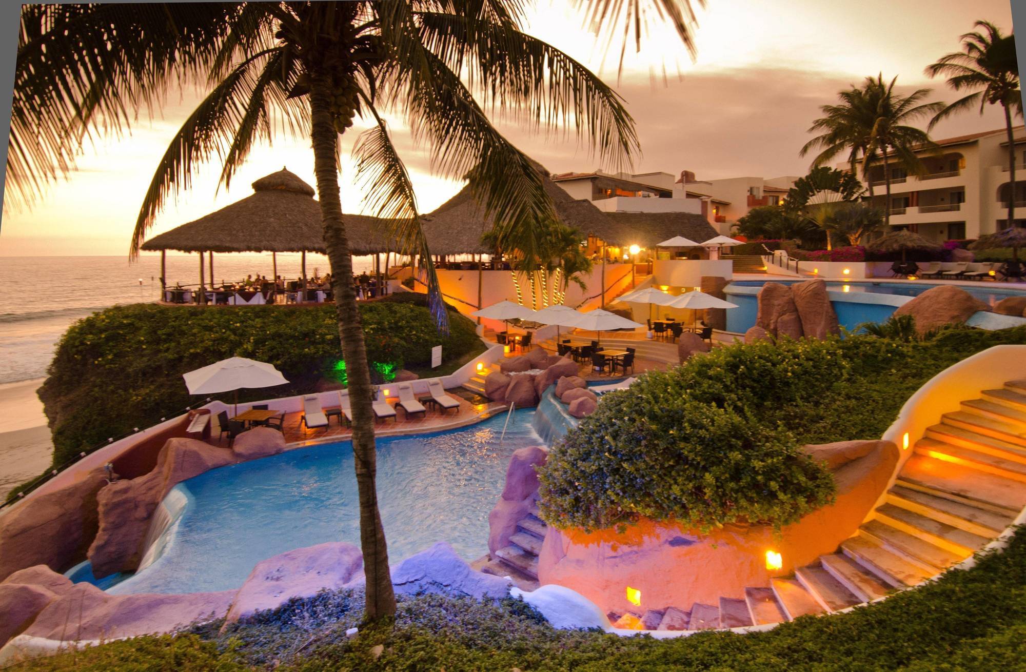 Resort Rancho Banderas 5*