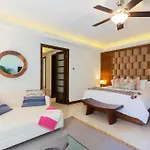 Calm And Cozy 4 Bedroom Condo