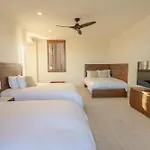 Tau - Exclusivity With Golf & Ocean Views