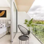Luxury 2Br - Bolongo - Ocean View - Private Beach