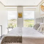 Luxury 2Br - Bolongo - Ocean View - Private Beach
