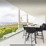 Luxury 2Br - Bolongo - Ocean View - Private Beach
