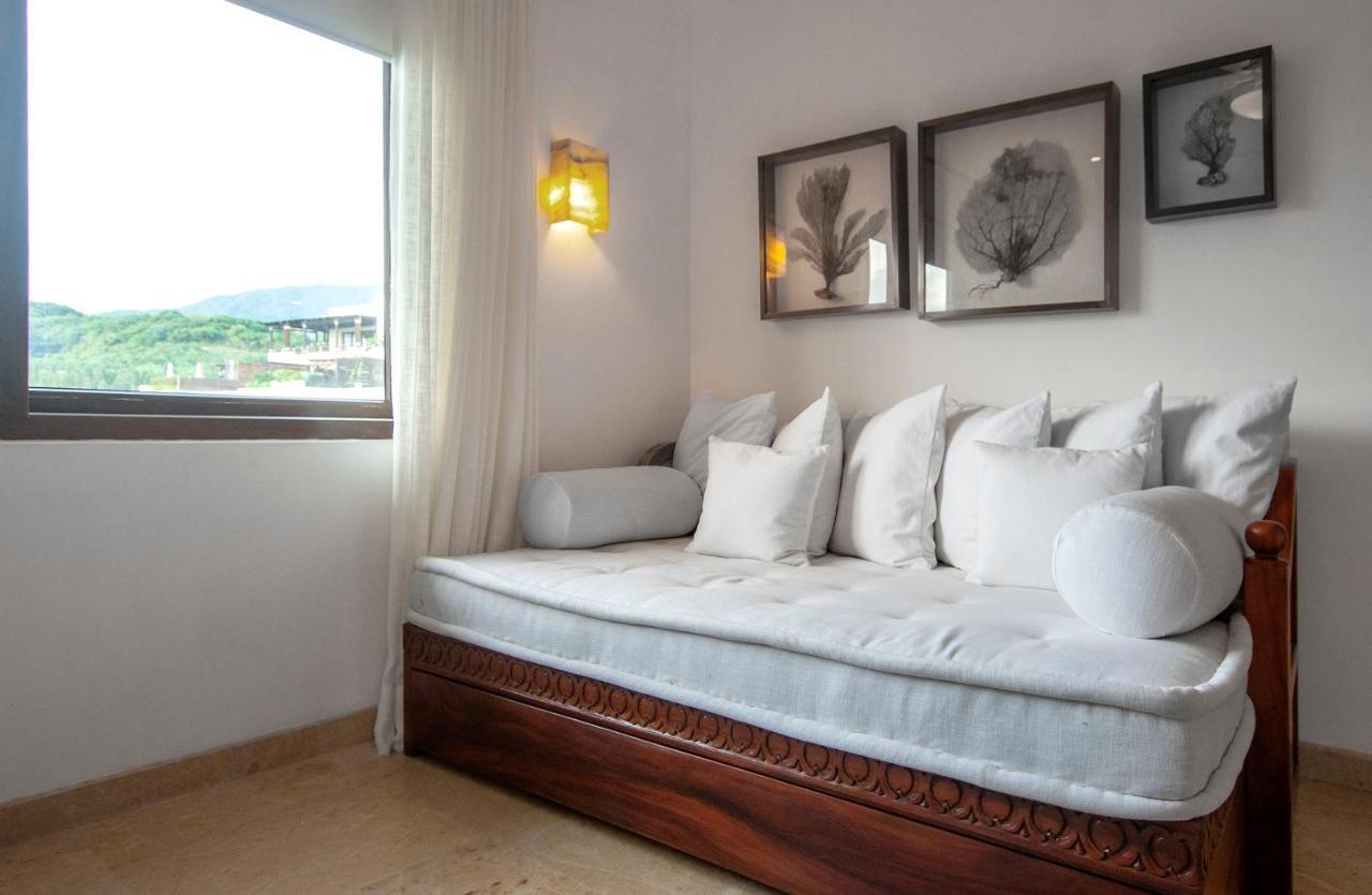 Los Veneros Penthouse