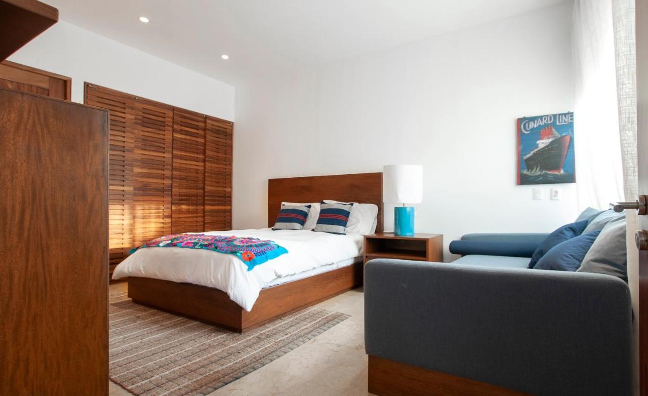 Los Veneros Penthouse Apartahotel