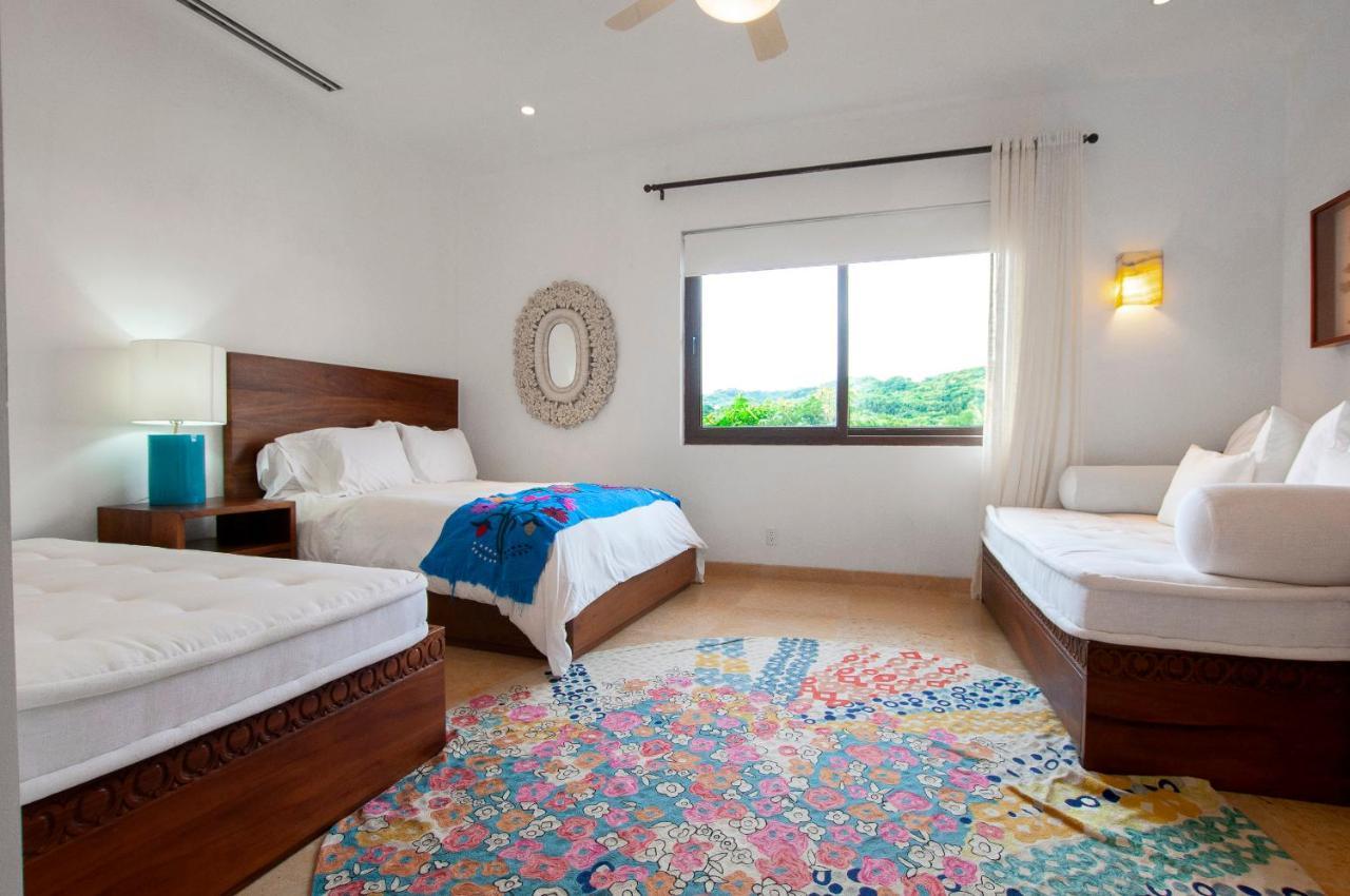 Los Veneros Penthouse Apartahotel