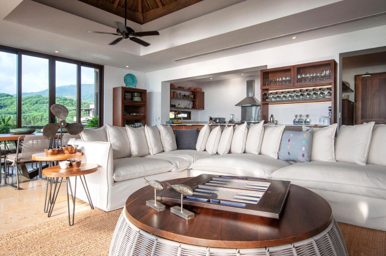 Los Veneros Penthouse Apartahotel