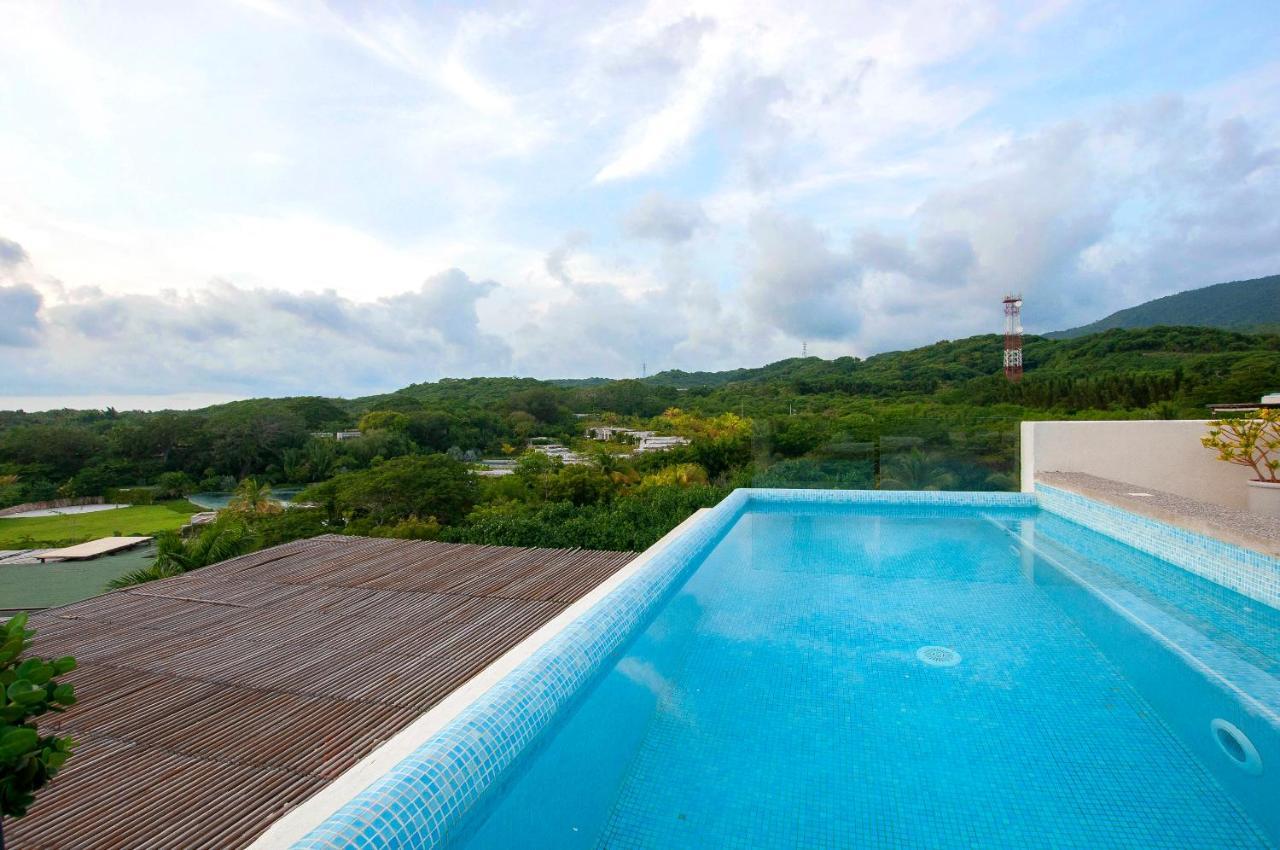 Los Veneros Penthouse Apartahotel