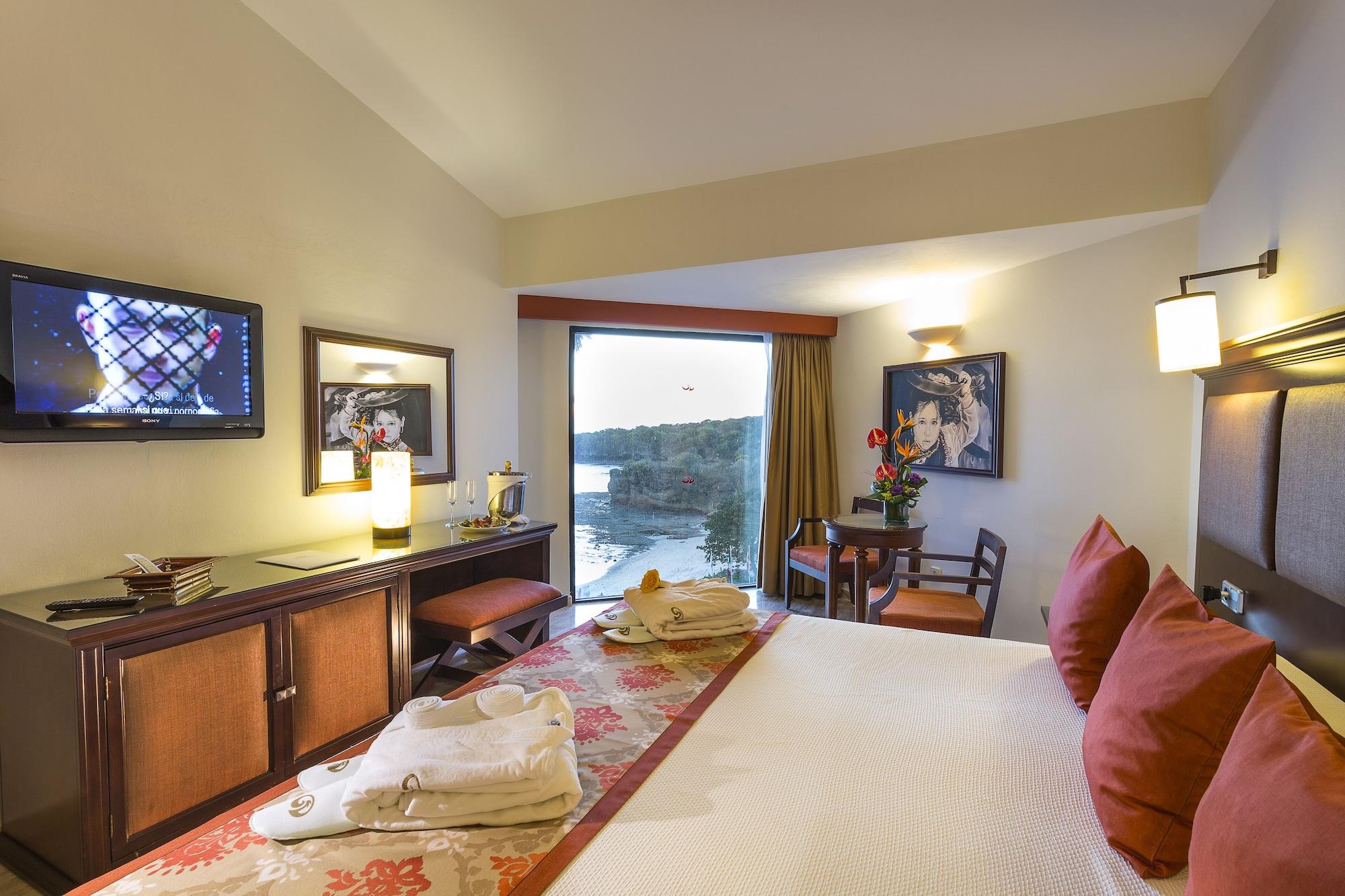 Grand Palladium Vallarta &