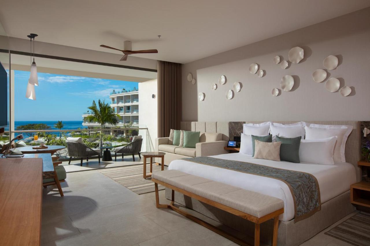 Dreams Bahia Mita Surf And Resort 5*