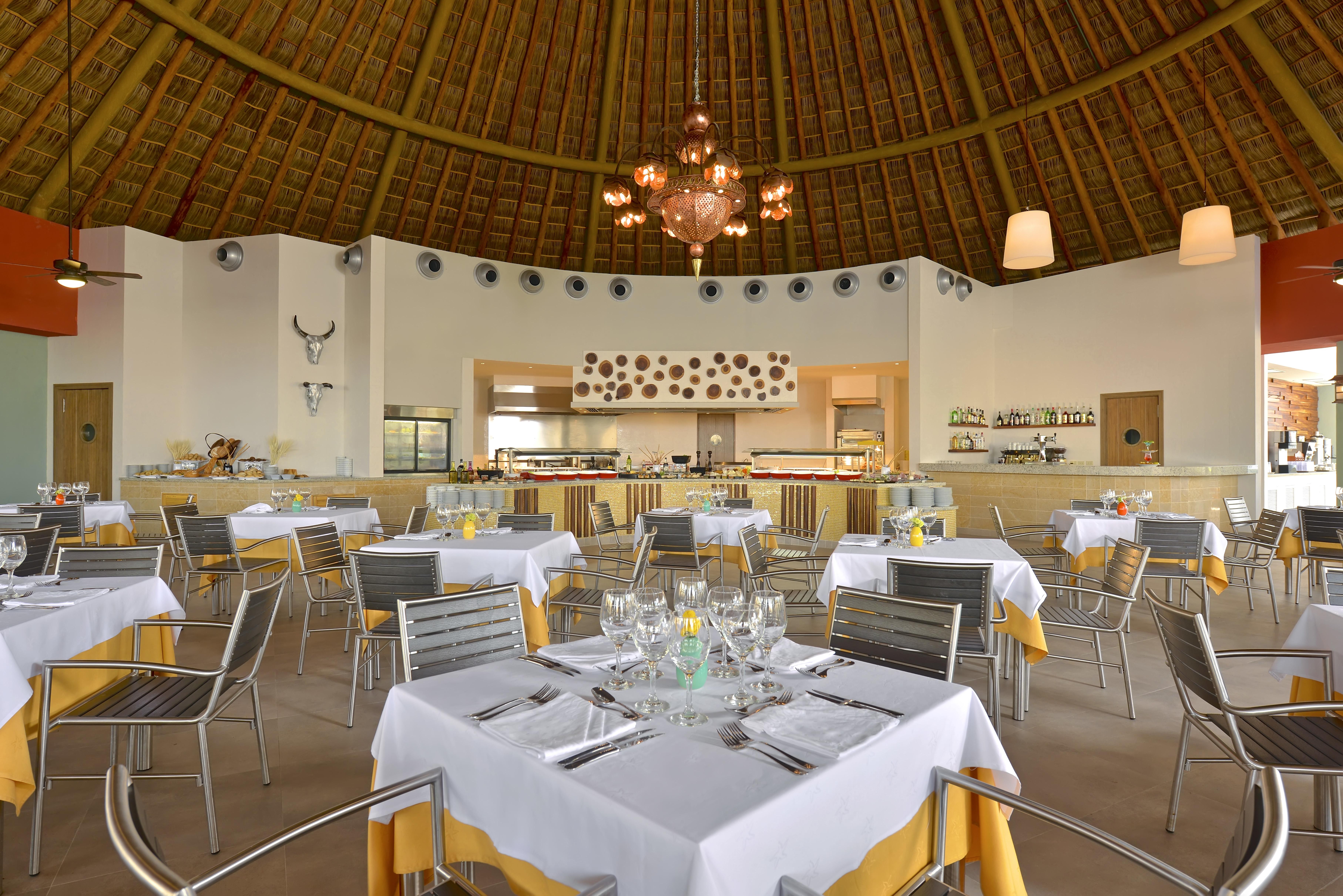 Hotel Iberostar Selection Playa Mita 5*