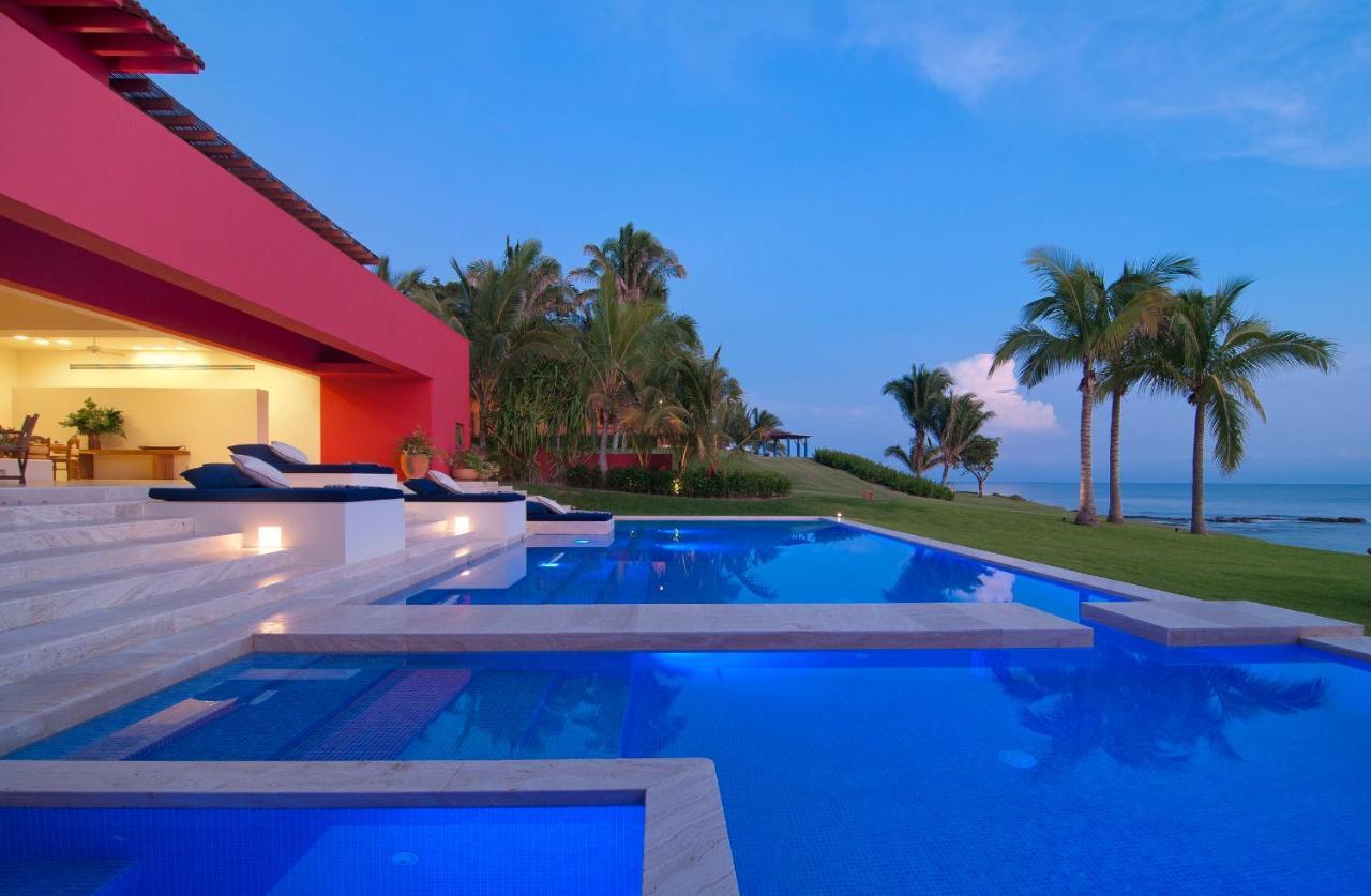 Stunning 7bd Beachfront Fully Staffed With Access To St Regis 4 Seasons & Villa