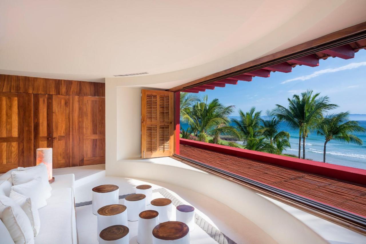 Stunning 7bd Beachfront Fully Staffed With Access To St Regis 4 Seasons & Villa *