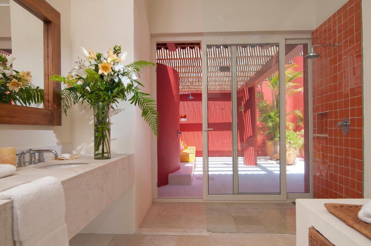 Stunning 7bd Beachfront Fully Staffed With Access To St Regis 4 Seasons & Punta Mita