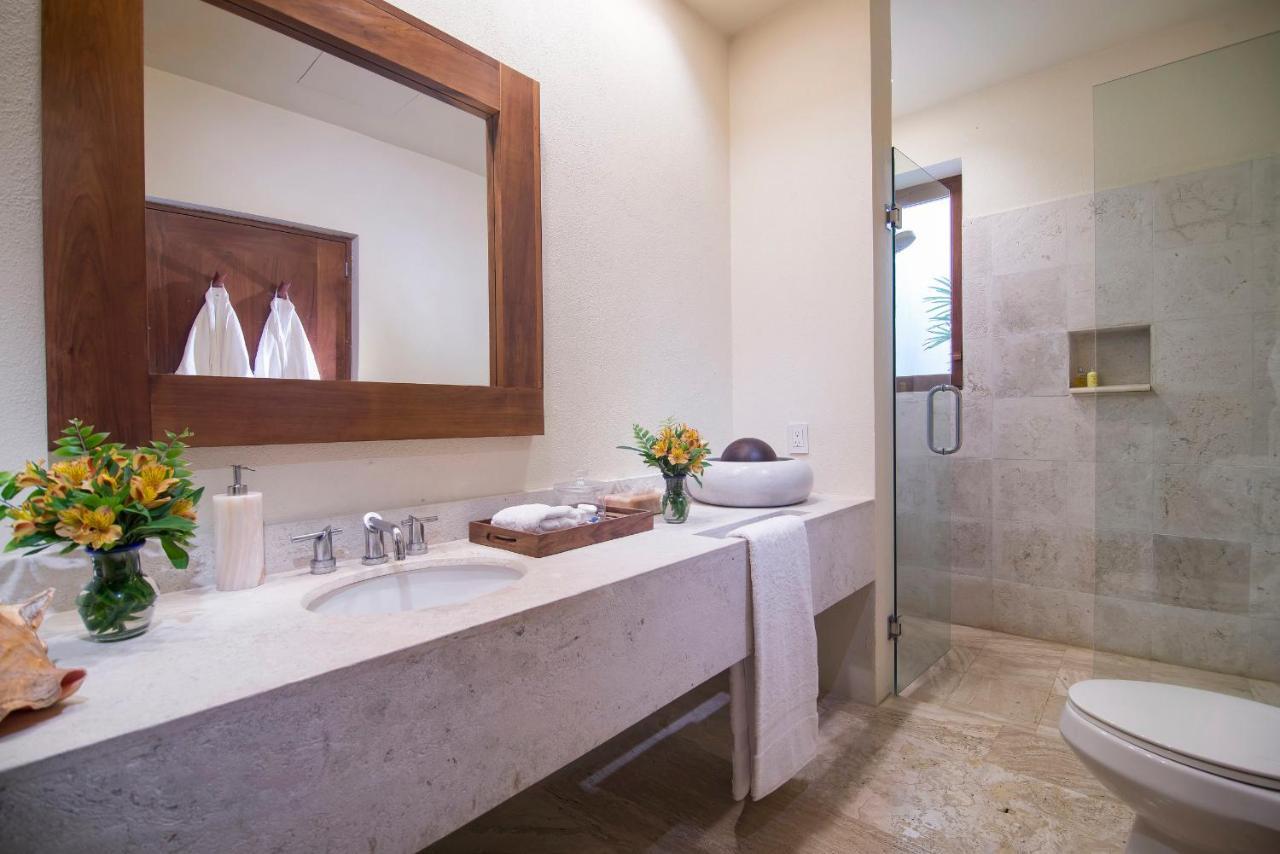 Villa Stunning 7bd Beachfront Fully Staffed With Access To St Regis 4 Seasons & Punta Mita