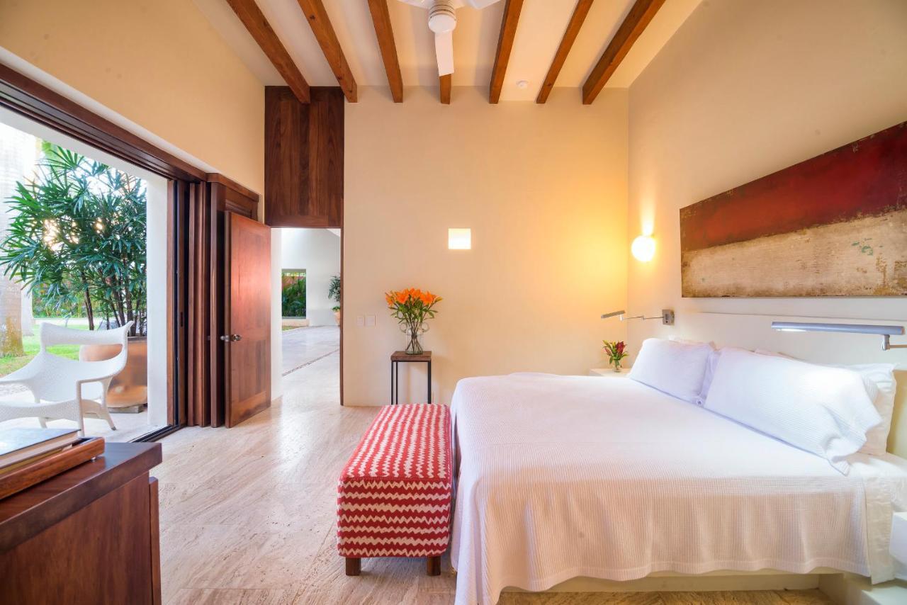 Stunning 7bd Beachfront Fully Staffed With Access To St Regis 4 Seasons & Punta Mita
