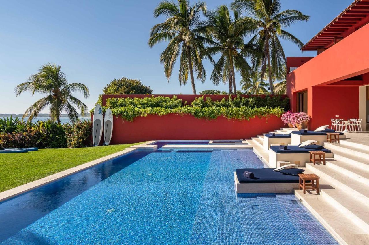 Stunning 7bd Beachfront Fully Staffed With Access To St Regis 4 Seasons & Villa