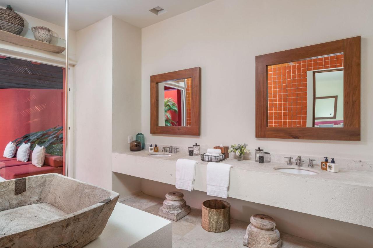 Stunning 7bd Beachfront Fully Staffed With Access To St Regis 4 Seasons & Villa Punta Mita