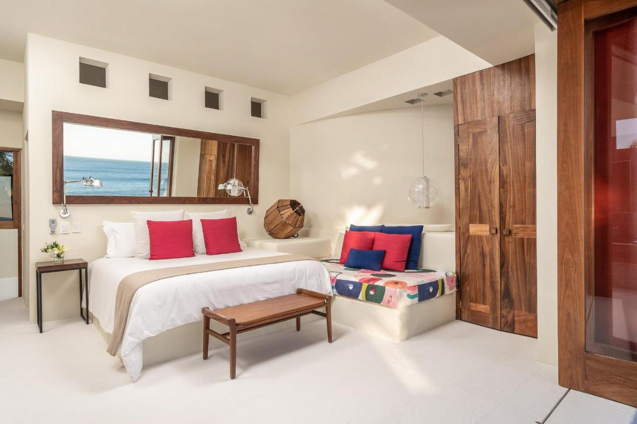 Stunning 7bd Beachfront Fully Staffed With Access To St Regis 4 Seasons & * Punta Mita