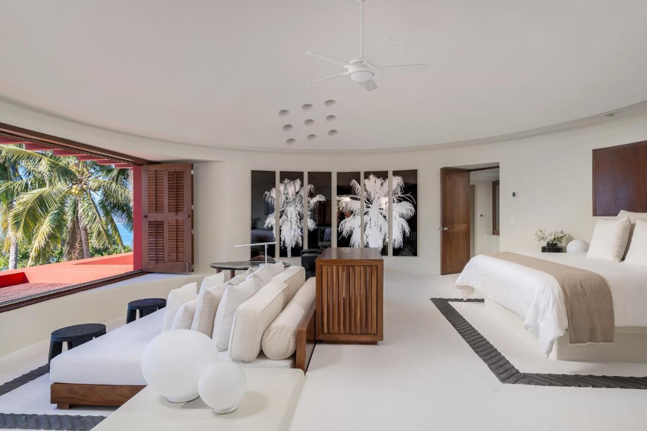 Stunning 7bd Beachfront Fully Staffed With Access To St Regis 4 Seasons & Villa Punta Mita