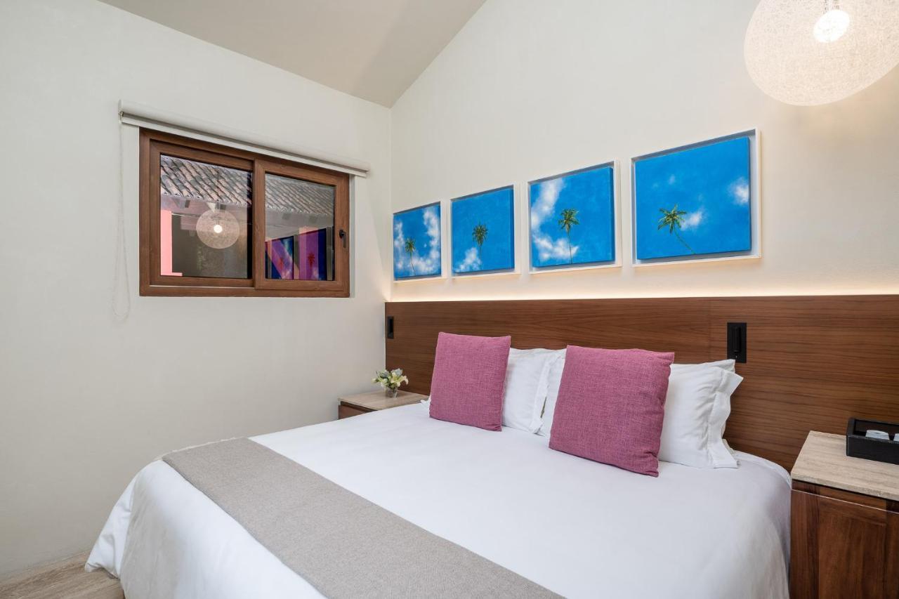 Stunning 7bd Beachfront Fully Staffed With Access To St Regis 4 Seasons & Villa