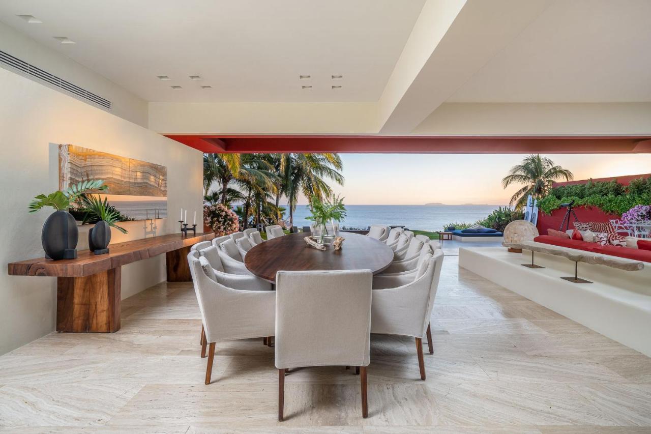 Stunning 7bd Beachfront Fully Staffed With Access To St Regis 4 Seasons & Punta Mita