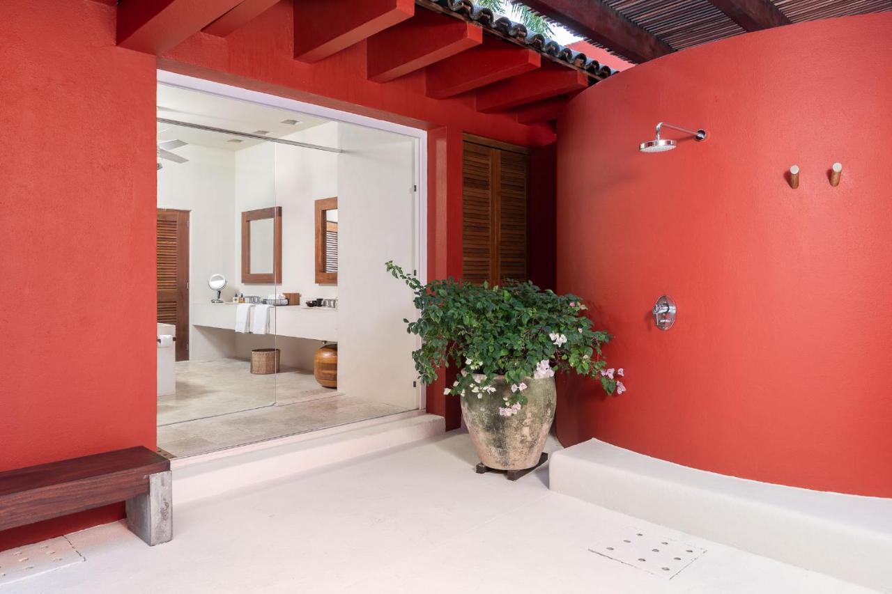 Stunning 7bd Beachfront Fully Staffed With Access To St Regis 4 Seasons & *