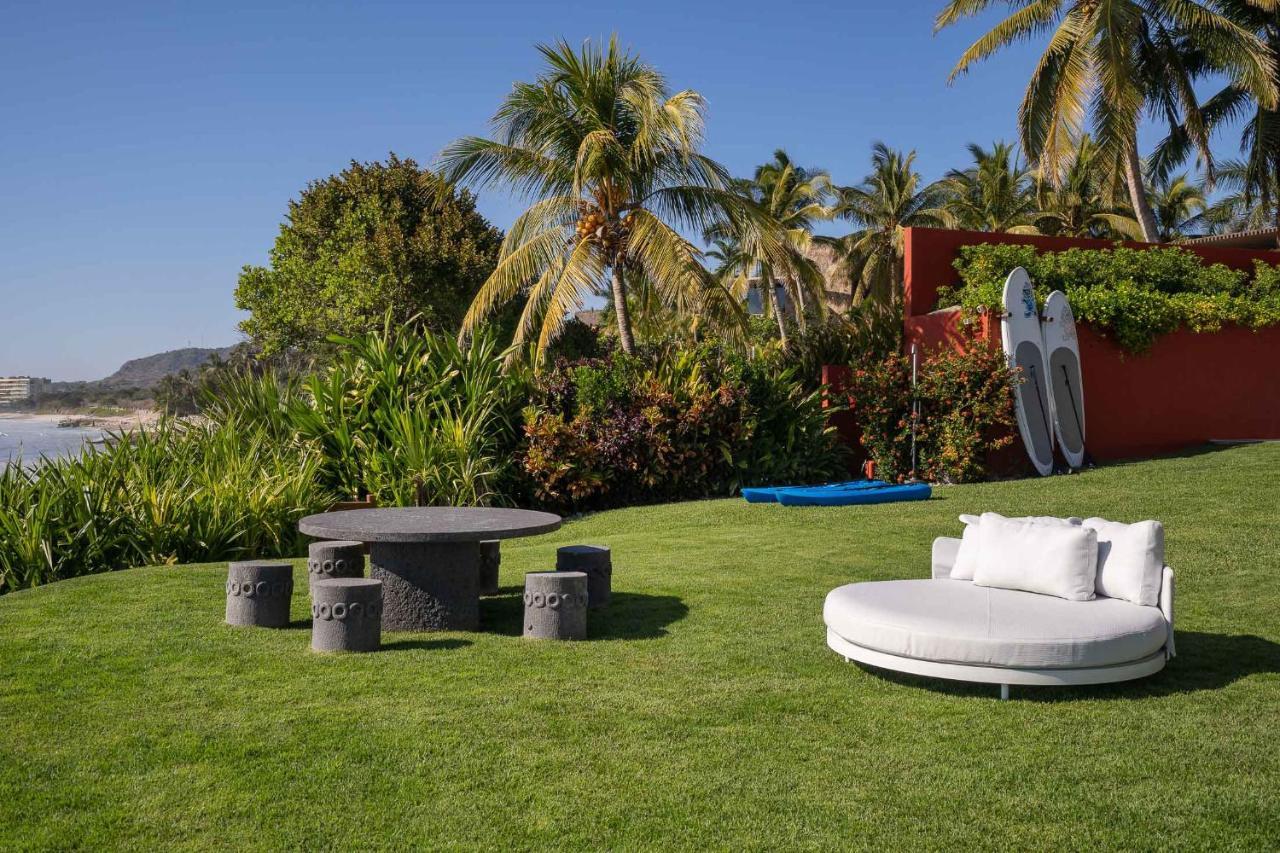 Villa Stunning 7bd Beachfront Fully Staffed With Access To St Regis 4 Seasons &