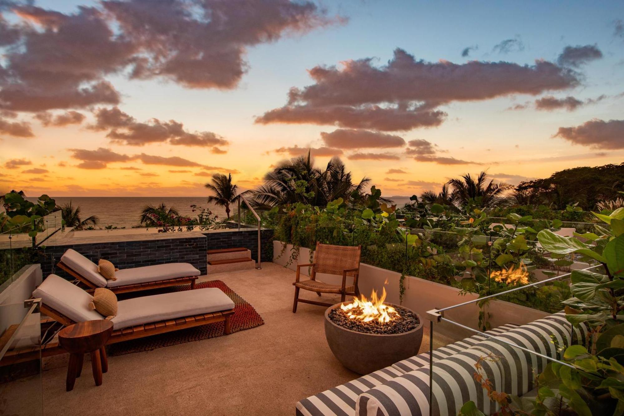 W Punta De Mita Hotel 5*