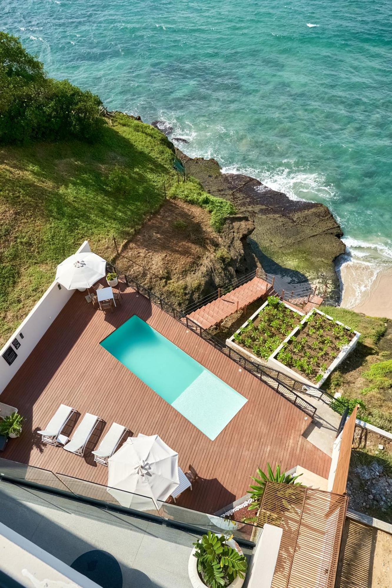 Basalto 5* Punta Mita