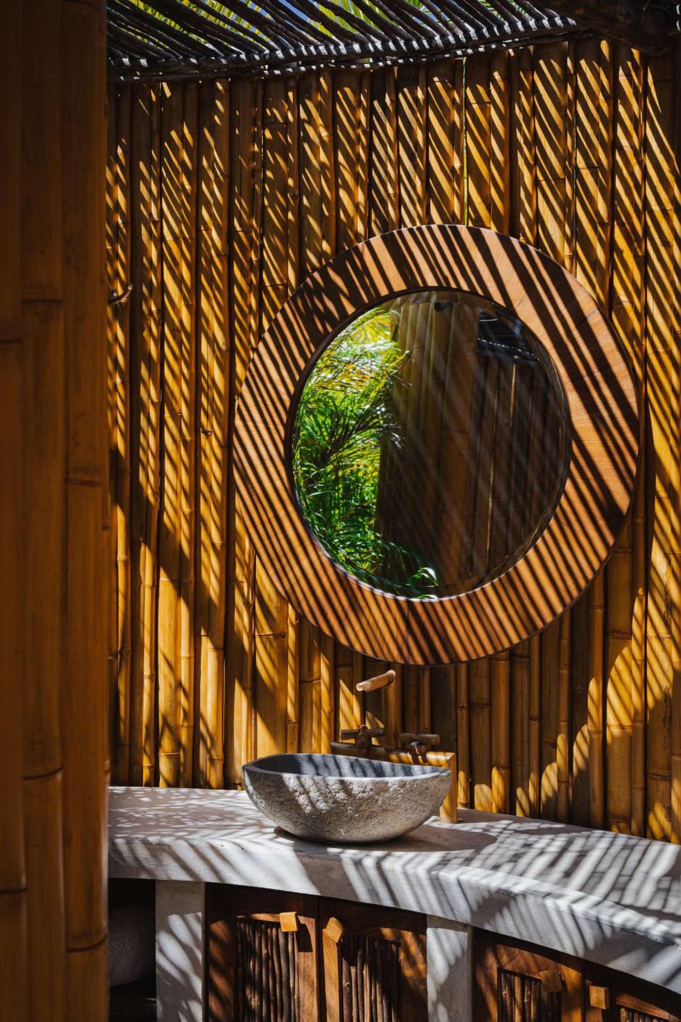 Conrad Punta De Mita Resort 5*