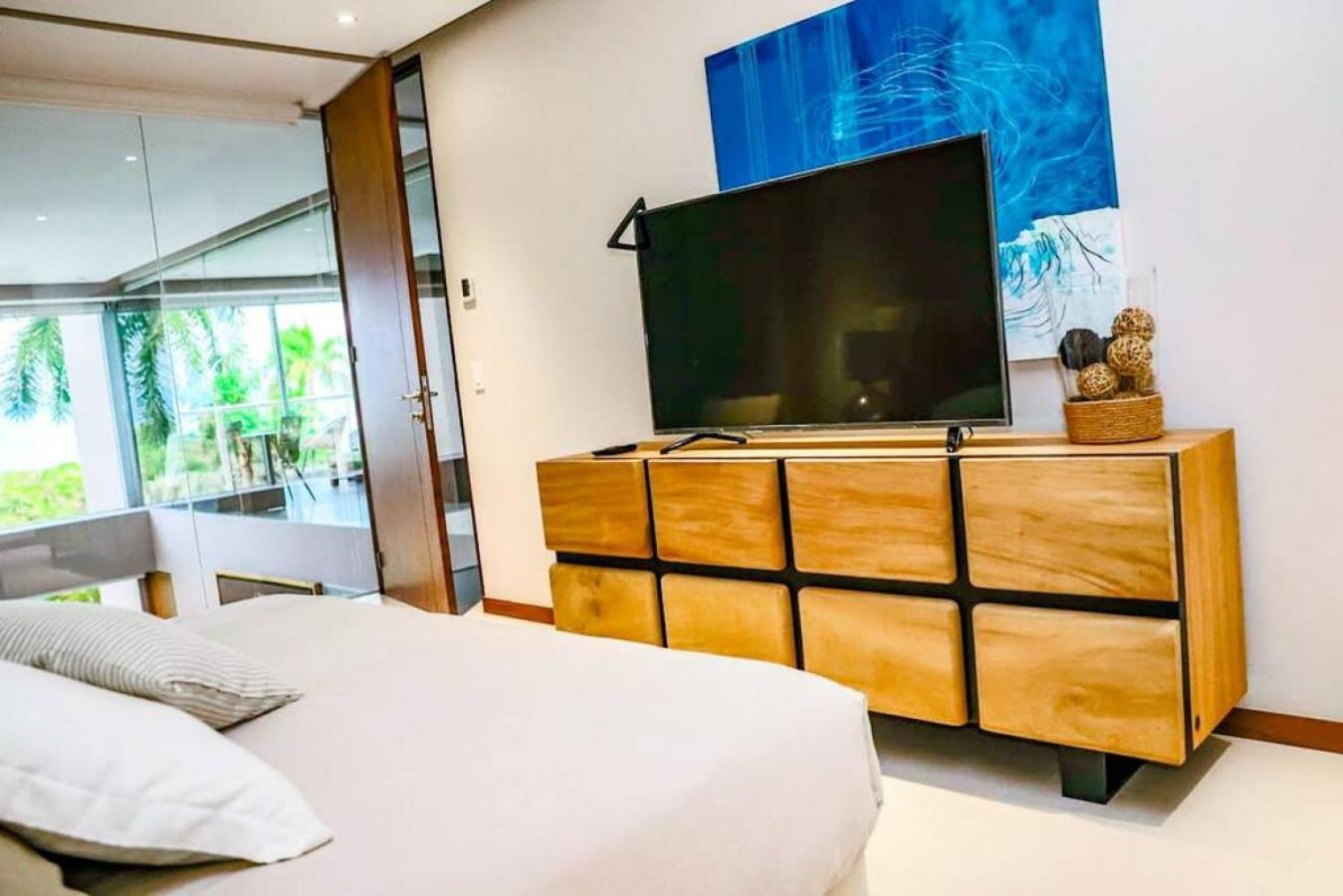 Apartment Spectacular Ocean Front 5br