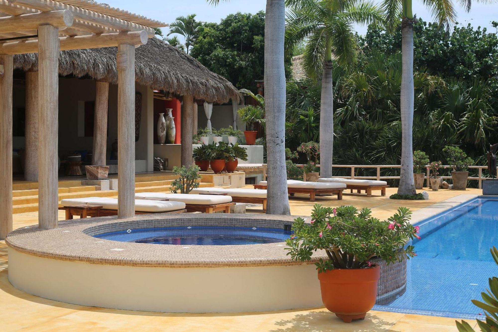 En Punta De Mita Sobre La Playa Apartamento *