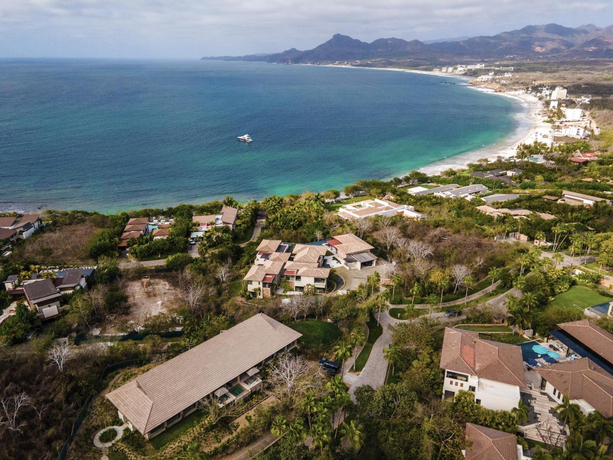 Kupuri 27: Serenity With Spectacular Views *