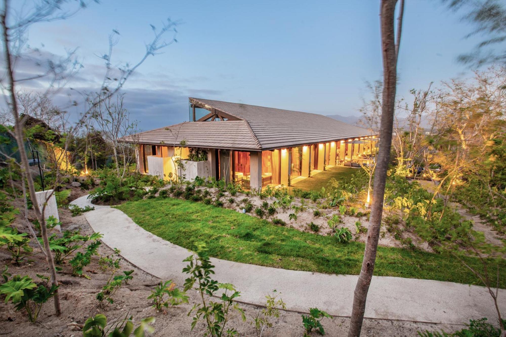 Villa Kupuri 27: Serenity With Spectacular Views