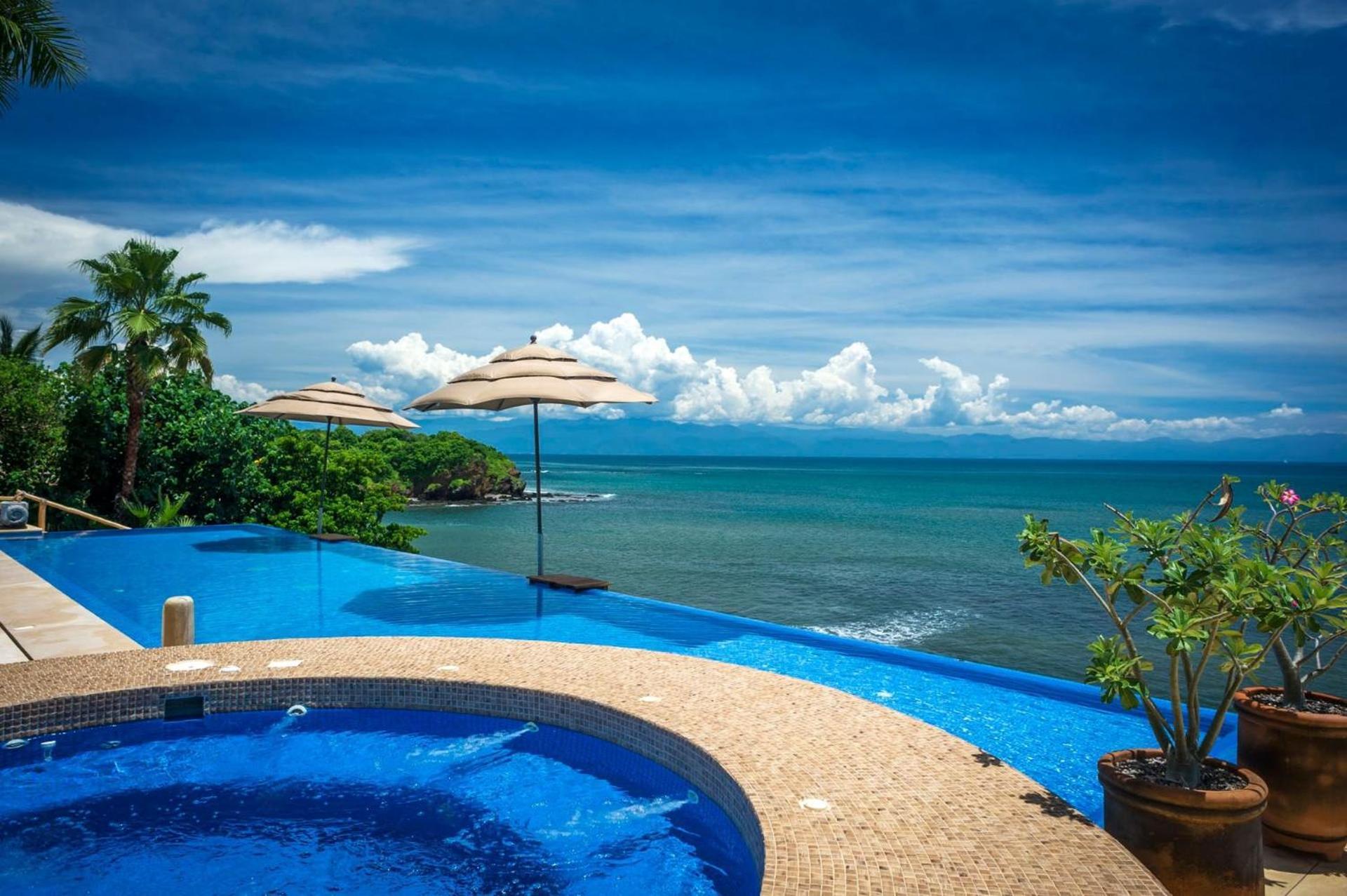 En Punta De Mita Sobre La Playa Punta Mita