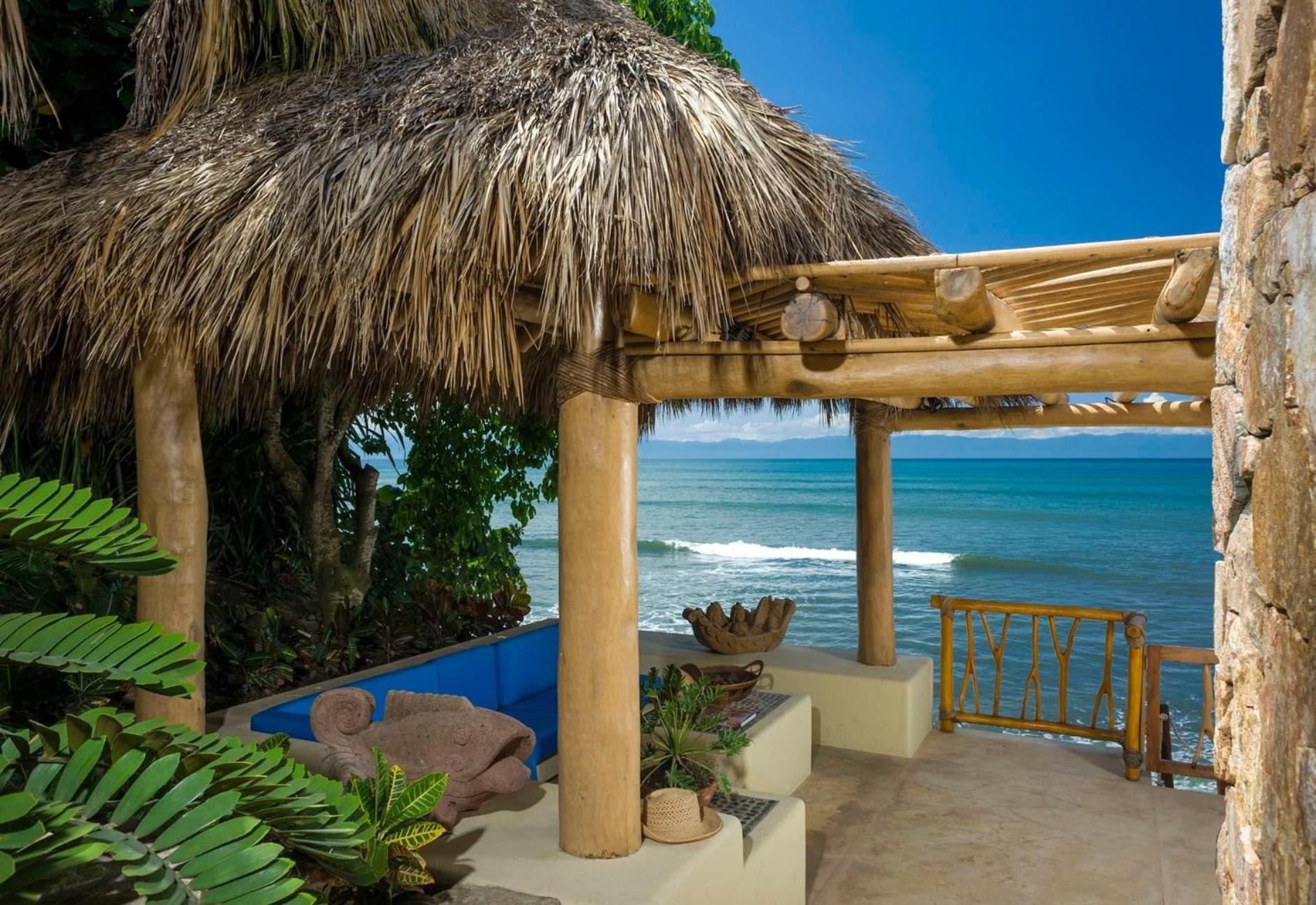 Apartamento En Punta De Mita Sobre La Playa