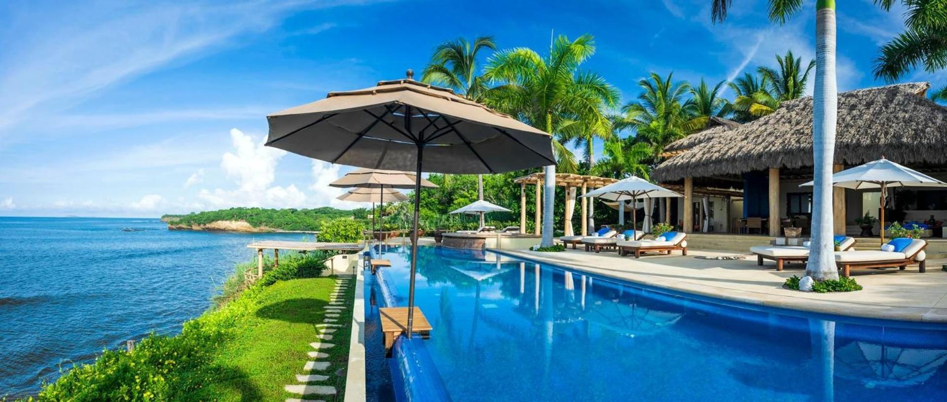 En Punta De Mita Sobre La Playa Apartamento Punta Mita