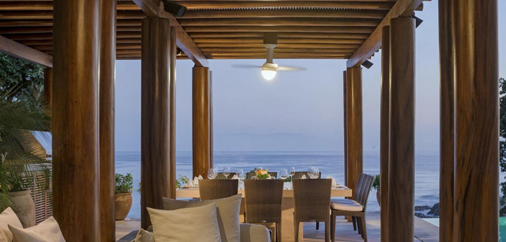 Ranchos Estates Beachfront *