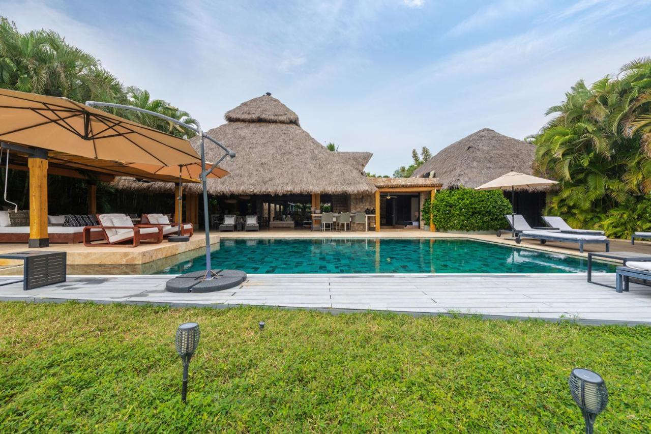 Lapa Lapa In Lagos Del Mar Punta Mita