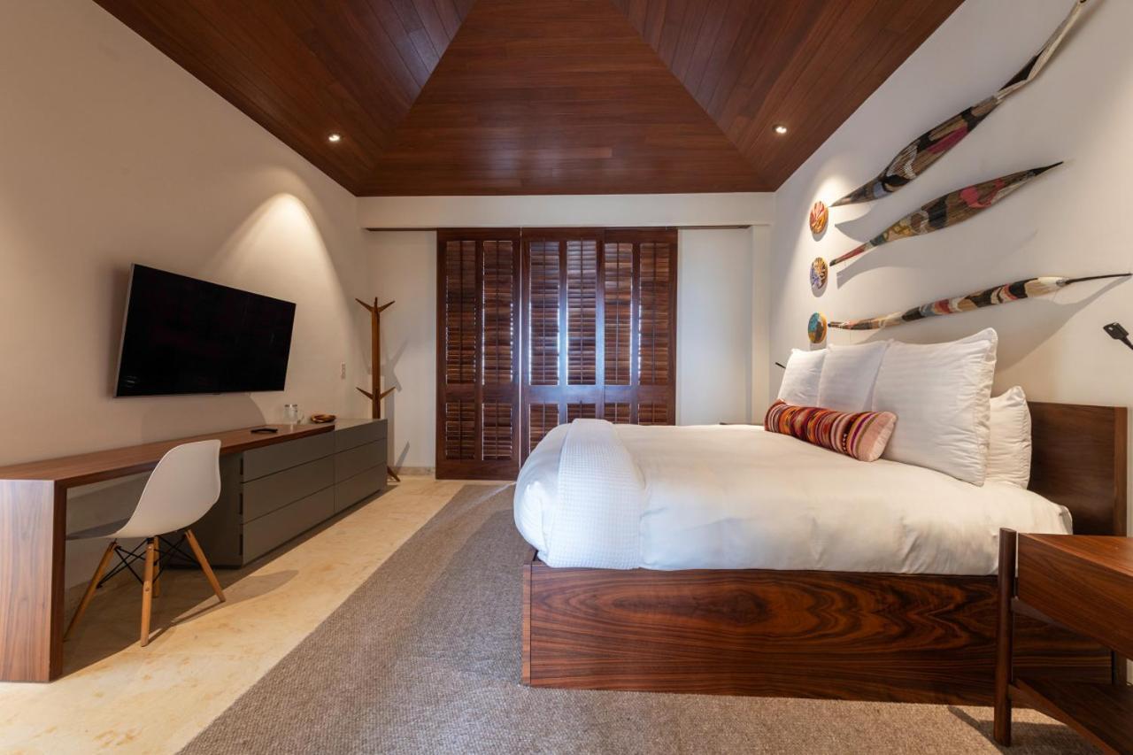 Bugambilia Ph In Tau Apartamento