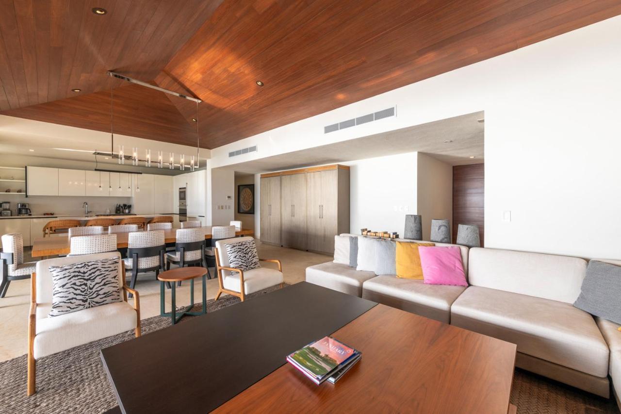 Bugambilia Ph In Tau Punta Mita