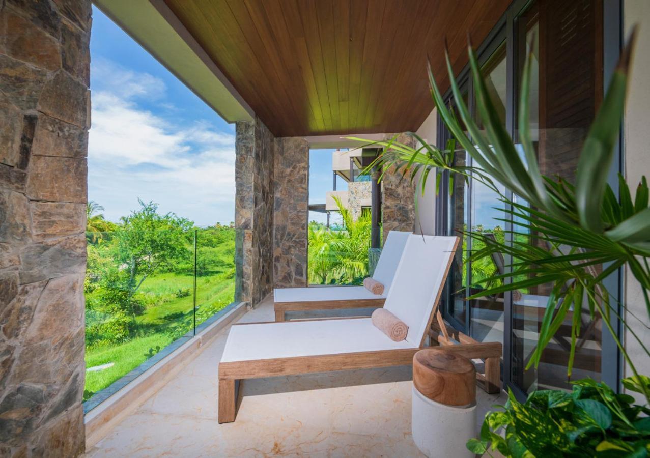 Dreams In Tau Punta Mita