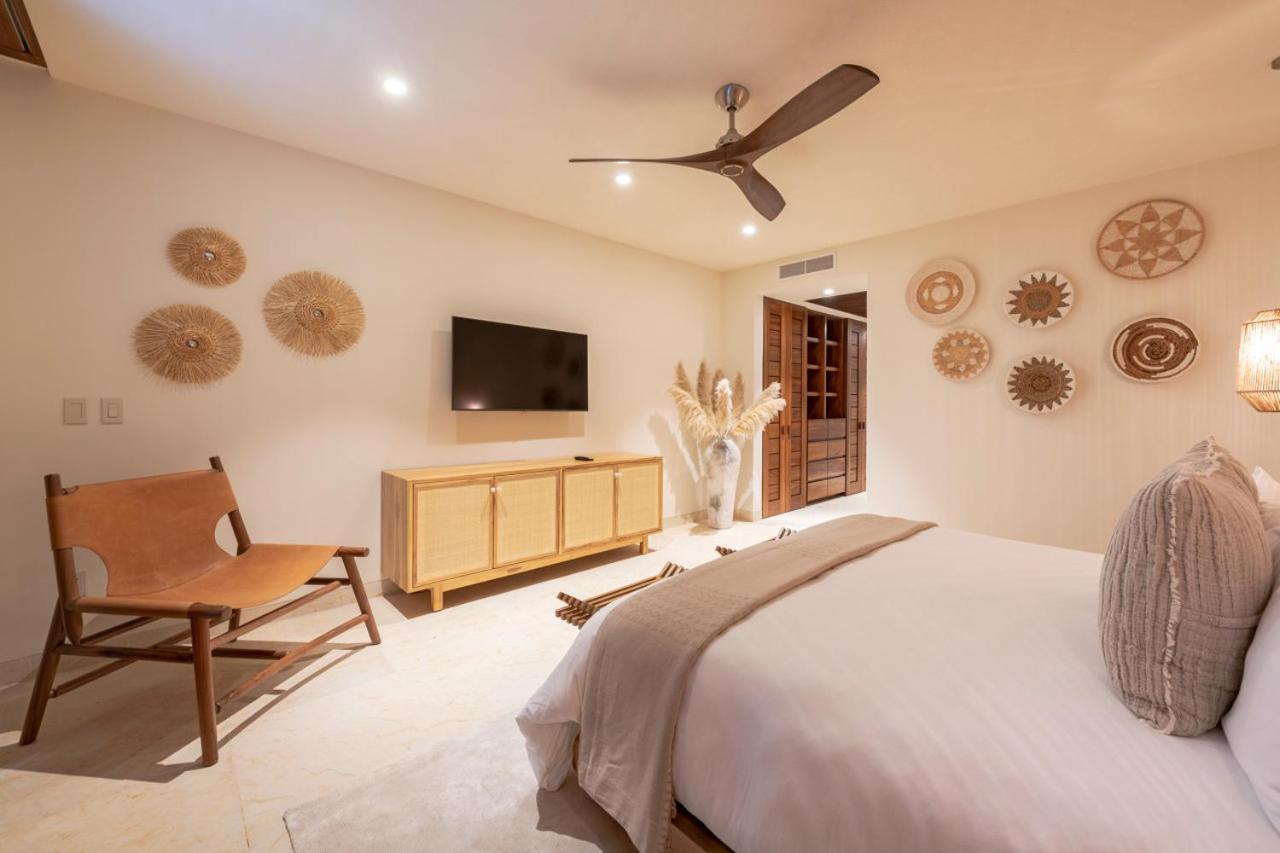 Dreams In Tau Punta Mita