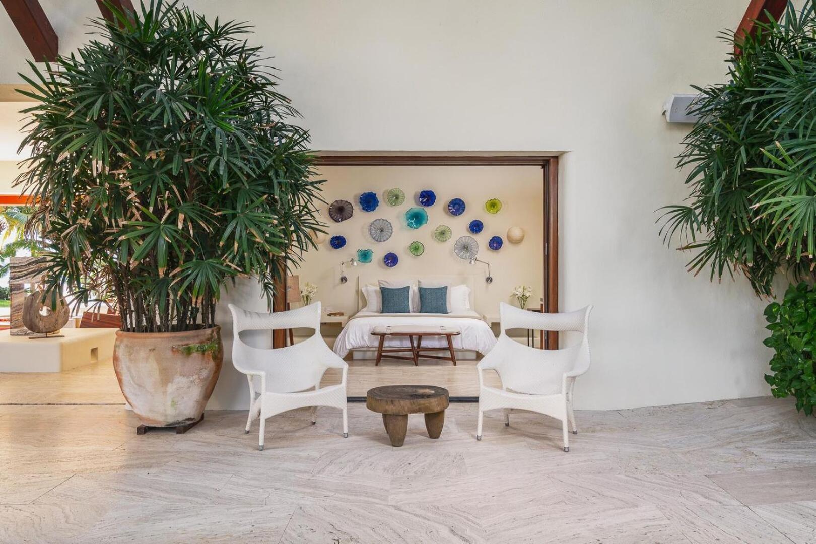 Stunning 5bd Beachfront Fully Staffed W Golf, Spa, Clubs & Punta Mita