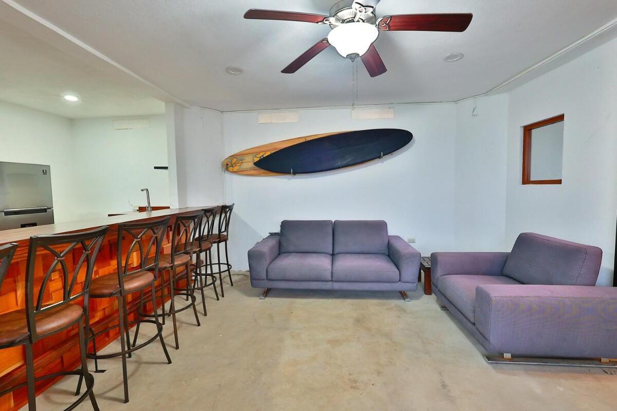 Surfers Paradise *