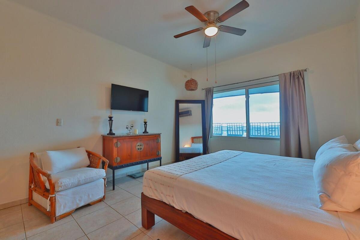 Surfers Paradise Punta Mita