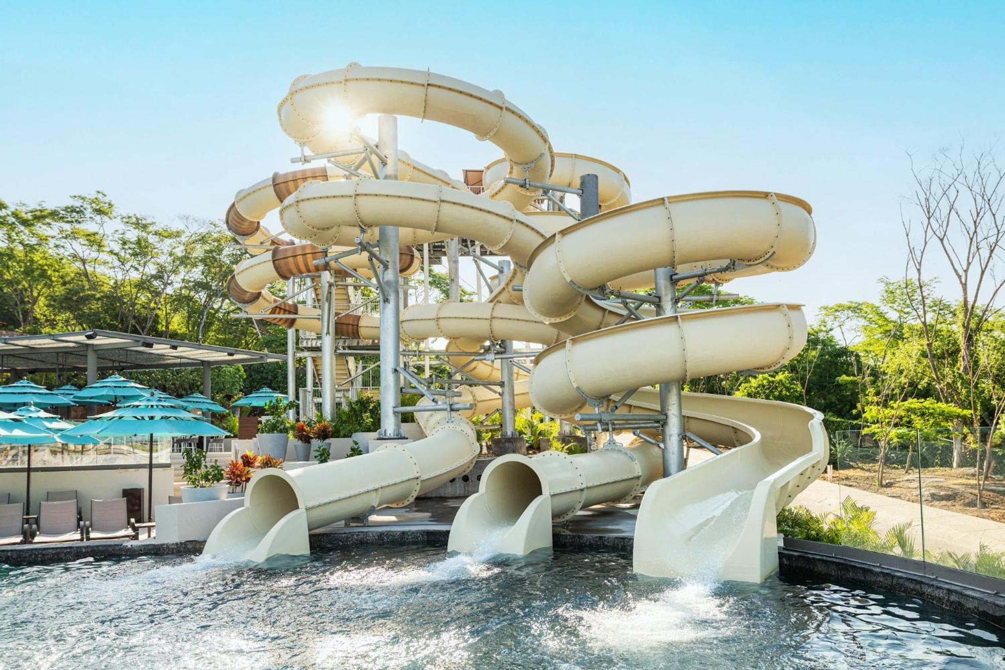 Resort Dreams Bahia Mita Surf And