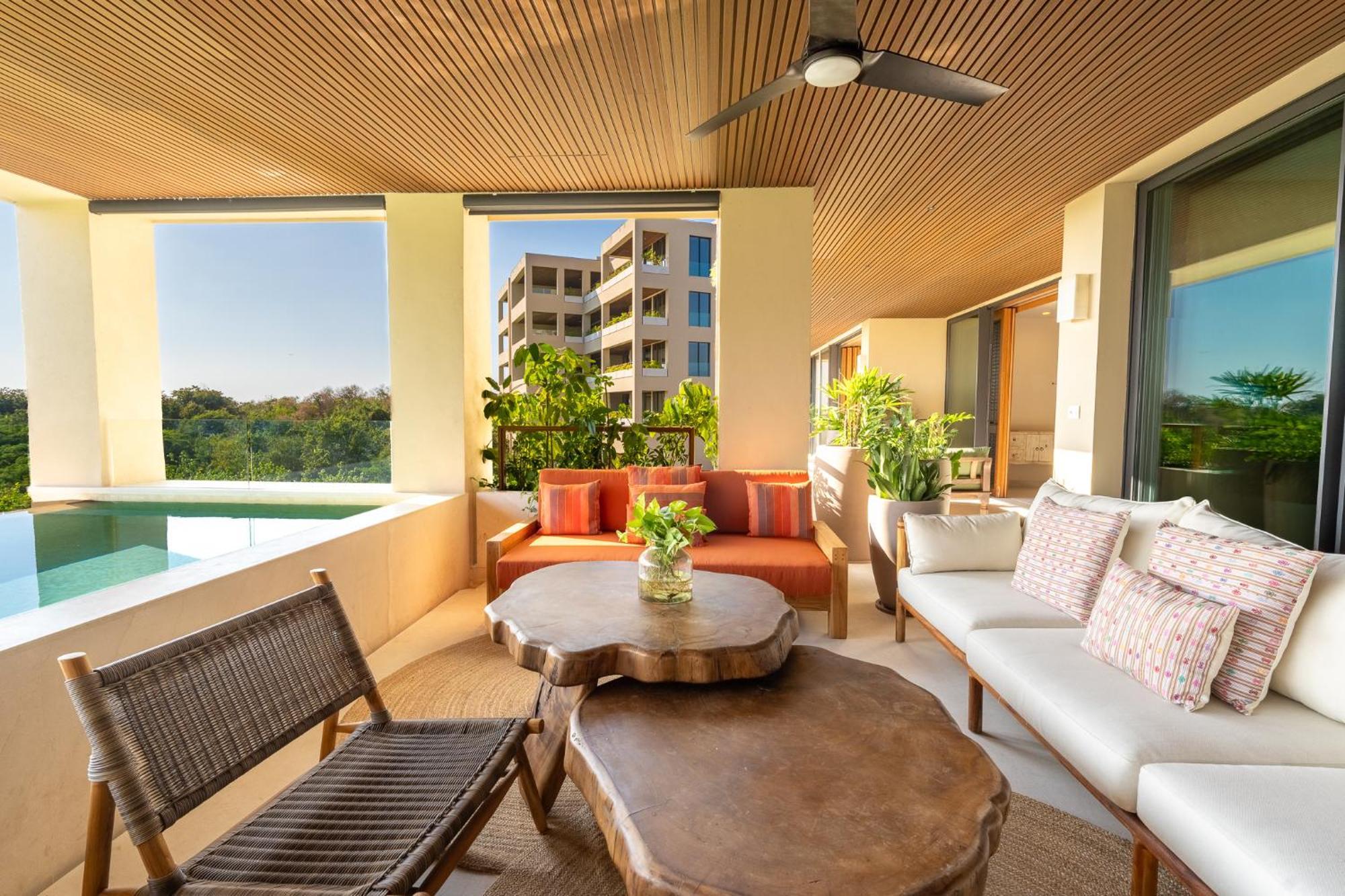 Apartment Surf Residences - Ocean View Luxury In
