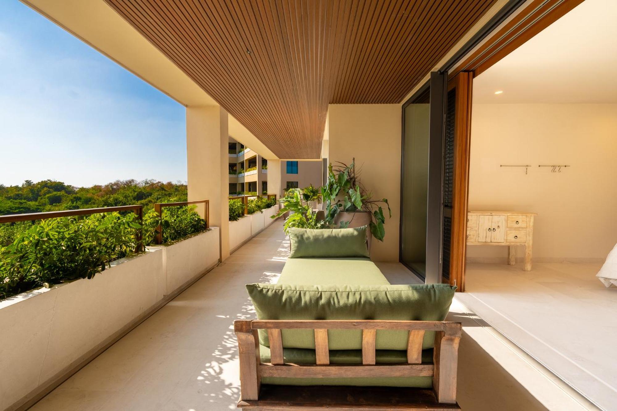 Surf Residences - Ocean View Luxury In